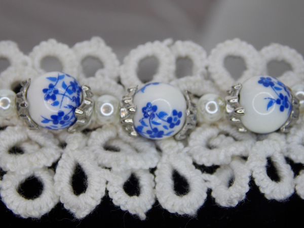 "Willow Ware" Tatted Lace Bracelet
