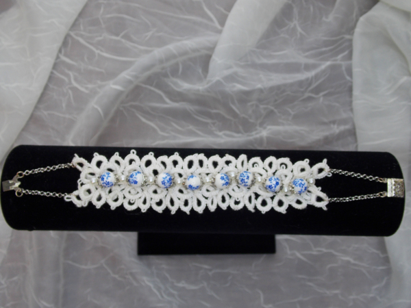 "Willow Ware" Tatted Lace Bracelet