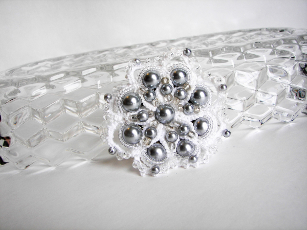 Winter's Delight Brooch, Ankars Needle Tatted