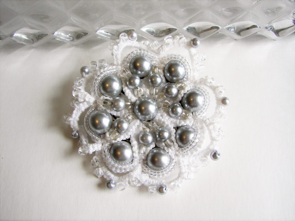 Winter's Delight Brooch, Ankars Needle Tatted