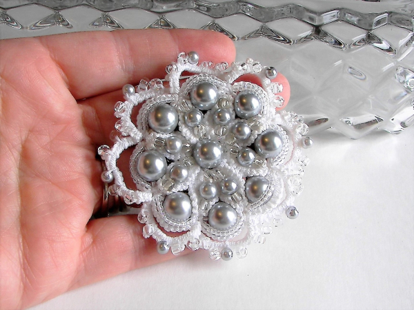 Winter's Delight Brooch, Ankars Needle Tatted