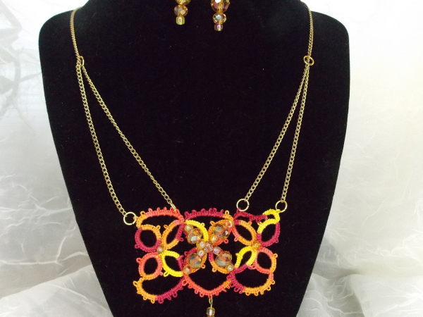 Glimmer Necklace and Earring Set