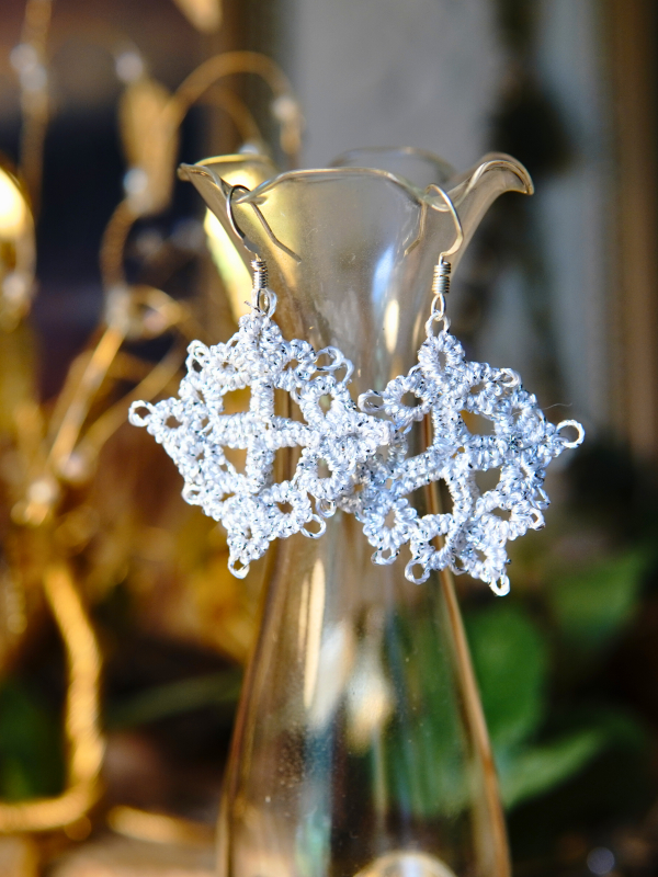 Gilded Echoes tatted metallic lace earrings in elven style Lightweight metallic lace earrings in square shape.