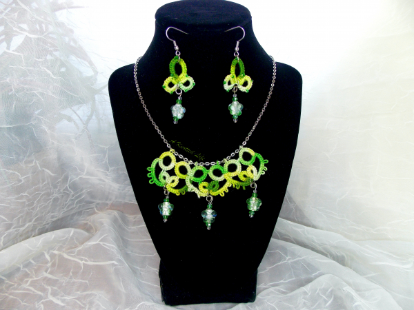 "Canopy Light" Tatted Lace Necklace