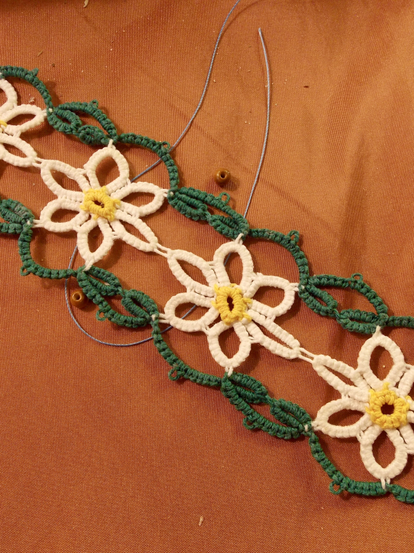 "Daisychain Song" Tatted Lace Bracelet