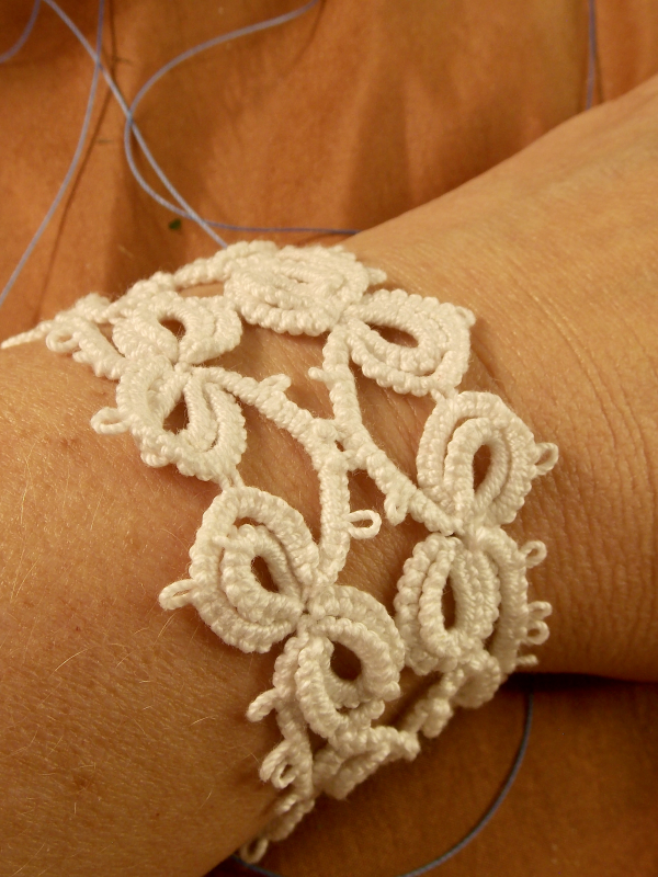 The Windborne Pattern- "Driftspine"  Tatted Lace Bracelet