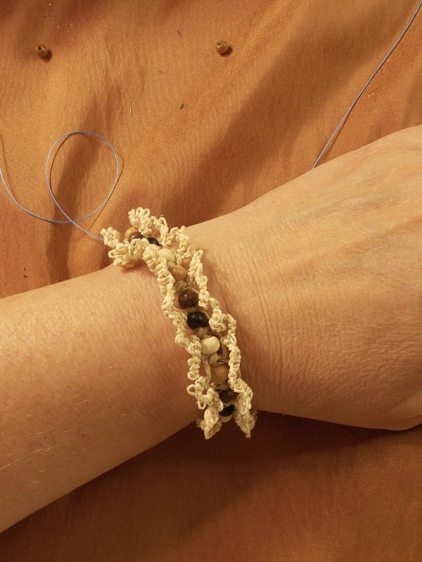 "Woodtrail" Tatted Hemp Bracelet