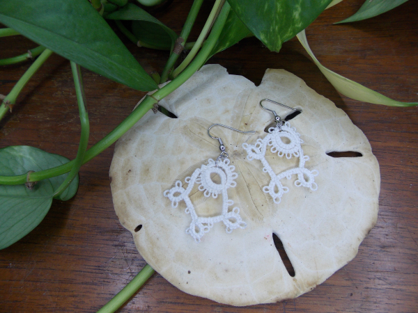 "Thistlewing" Tatted Lace Earrings