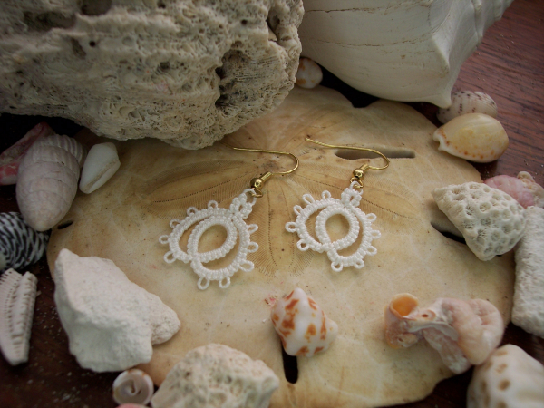 "Cloudlet" Tatted Lace Earrings