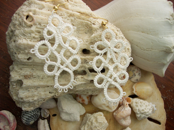 "Lacelet Cascade" Tatted Lace Earrings