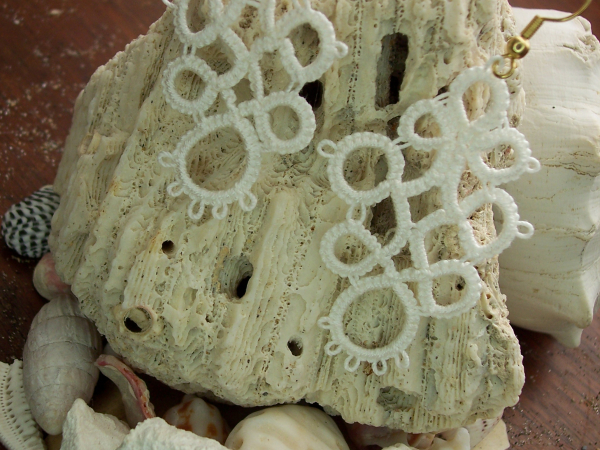 "Lacelet Cascade" Tatted Lace Earrings