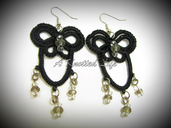 "Nightflutter" Tatted Lace Earrings