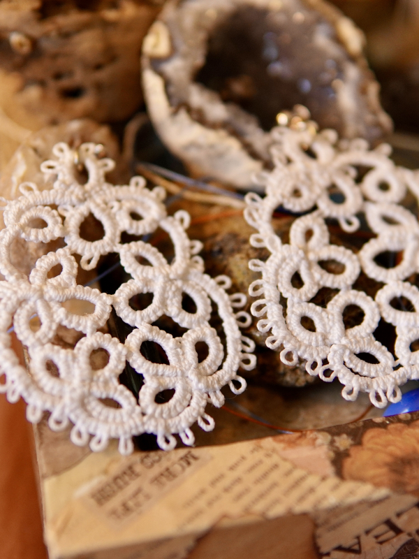 "Driftcircle" Boho Tatted Post Earrings White