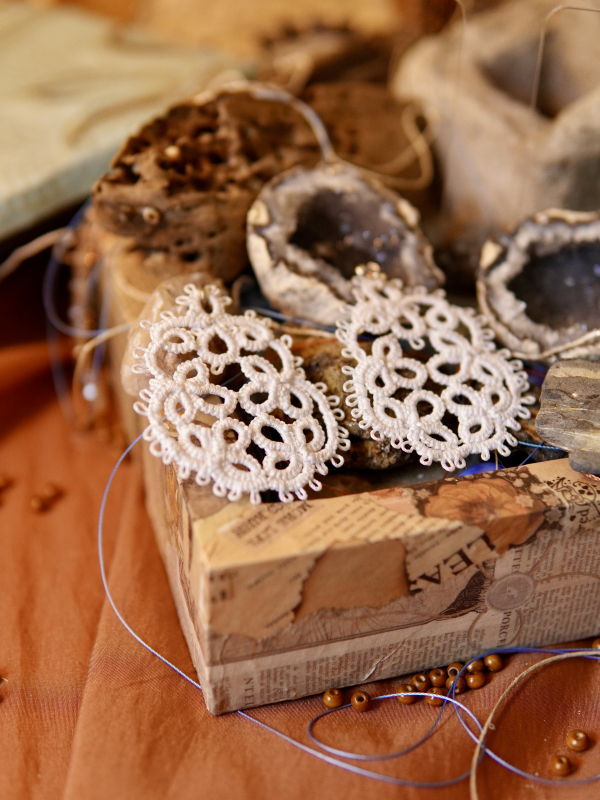 "Driftcircle" Boho Tatted Post Earrings White