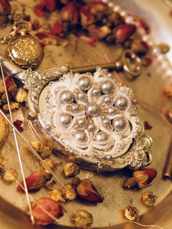 "Winter's Delight" Tatted Lace Brooch