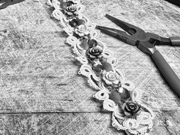 "The Botanist's Keepsake" Tatted Lace Bracelet