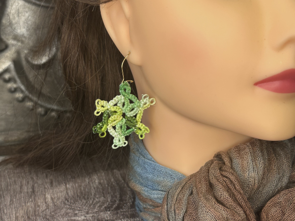 "Whimwood Whirl" Tatted Lace Earrings