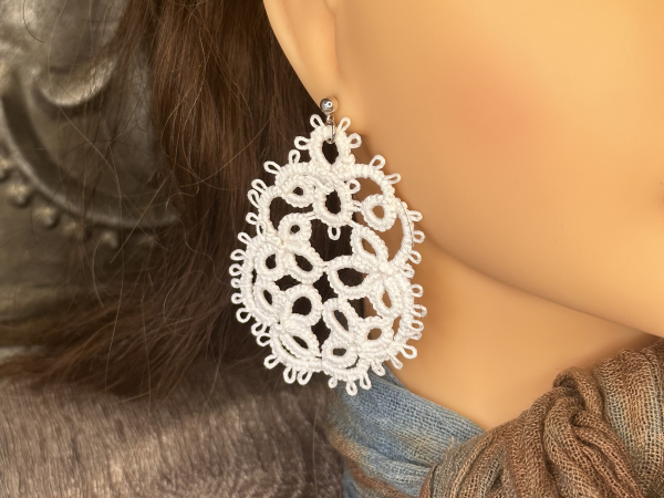 "Driftcircle" Circular Boho Tatted Post Earrings White