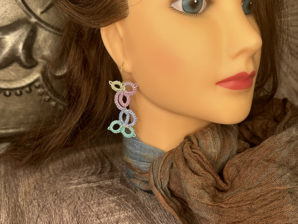 "Skydrop Tangle" Tatted Lace Earrings