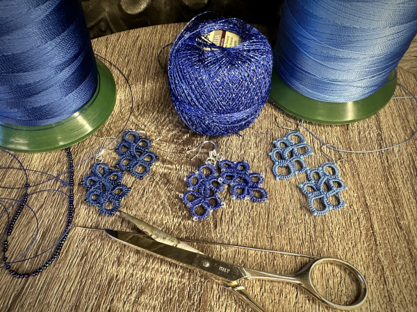 "Wanderbloom Trefoil" Tatted Lace Earrings Simple