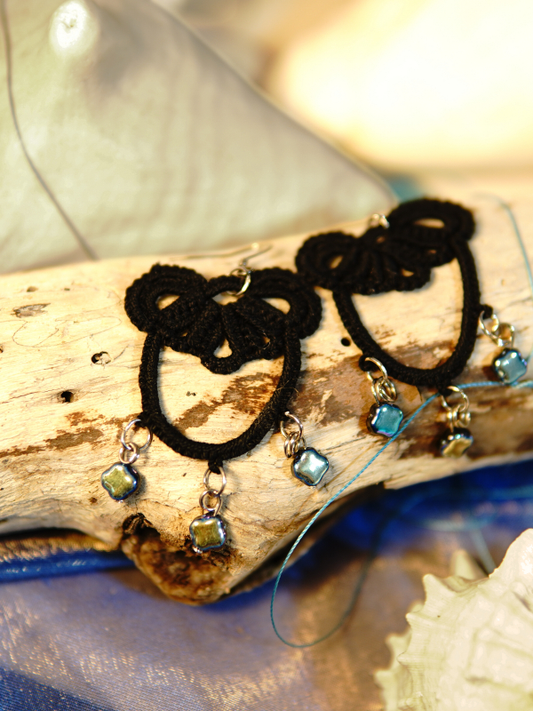 "Midnight Tide" Tatted Earrings