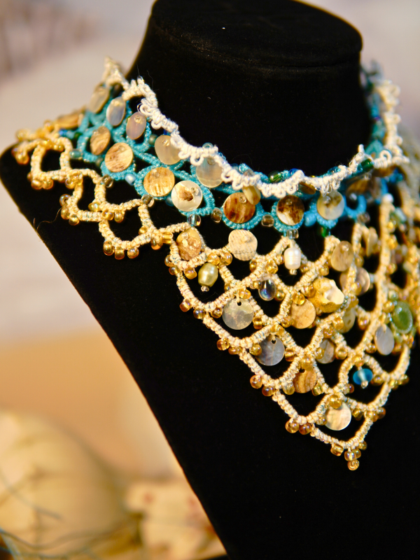 Sandy Treasures necklace inspired by sea and sand. Perfect for beach wedding.