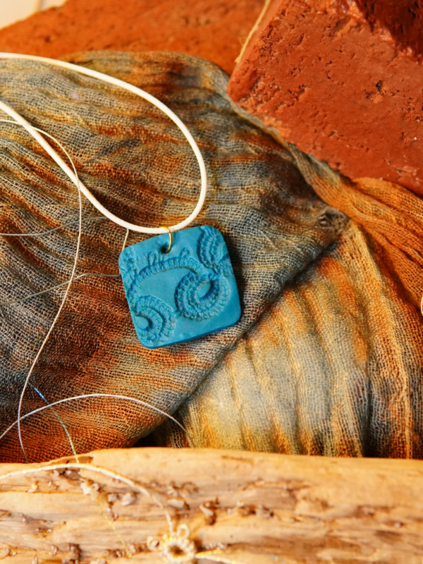 Impressions seafoam pendant