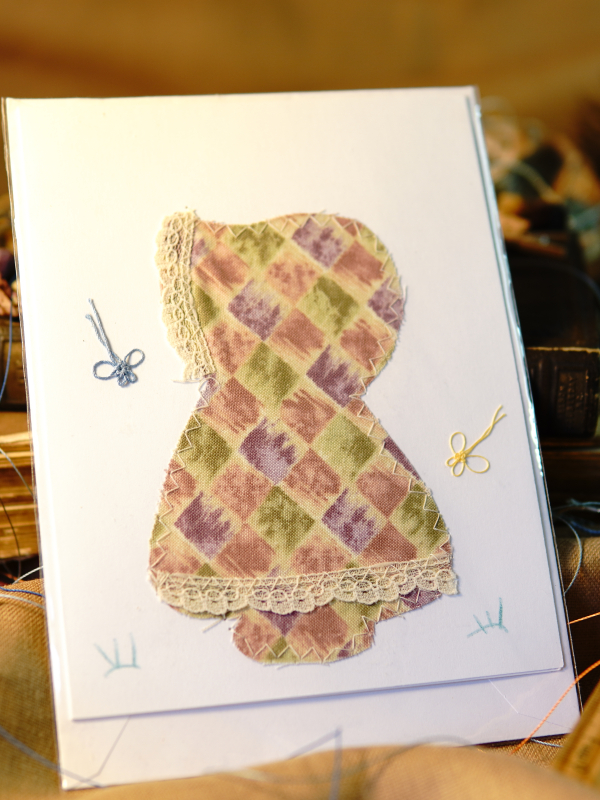 Sunbonnet notecard with tatted butterflies Handmade sunbonnet notecard with lace trim and tatted detail