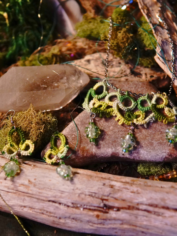 Green tatted lace necklace and earrings set with glass flower beads