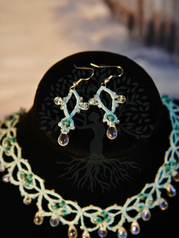 Seafoam – Tatted Lace Necklace & Earring Set