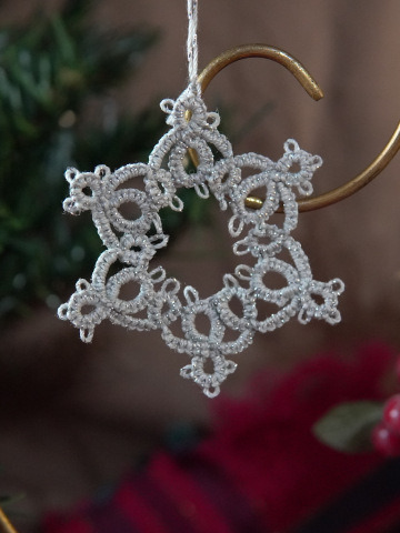 Silver Tatted Snowflake Ornament – Angel Star Design
