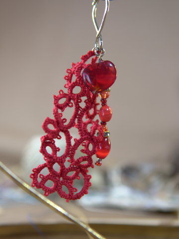 Red Heart Cascade Tatted Keychain Bag Clip